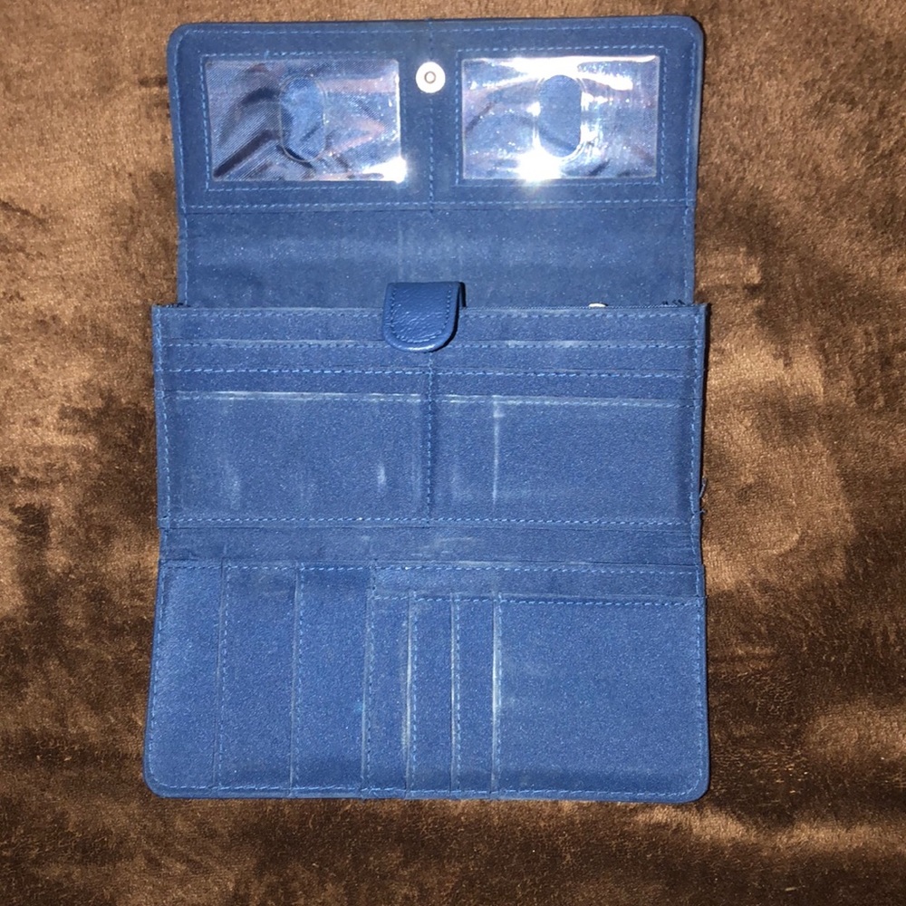 Wallet - Picture 3 of 5